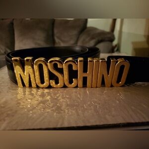 Moschino logo belt